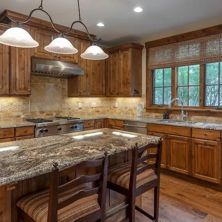 Tributary 4 Bedroom Home In Driggs, Id